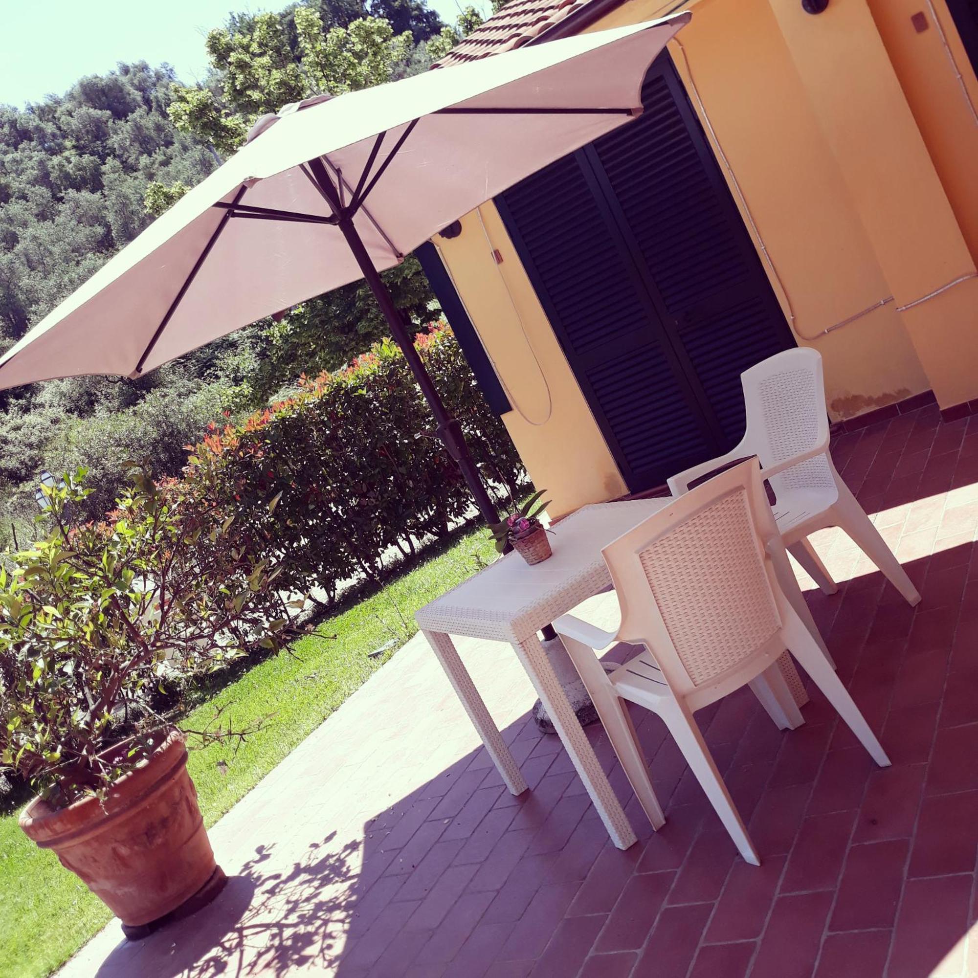 Cecco Di Nara Hotell Massarosa Exteriör bild