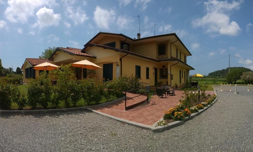 Cecco Di Nara Hotell Massarosa Exteriör bild